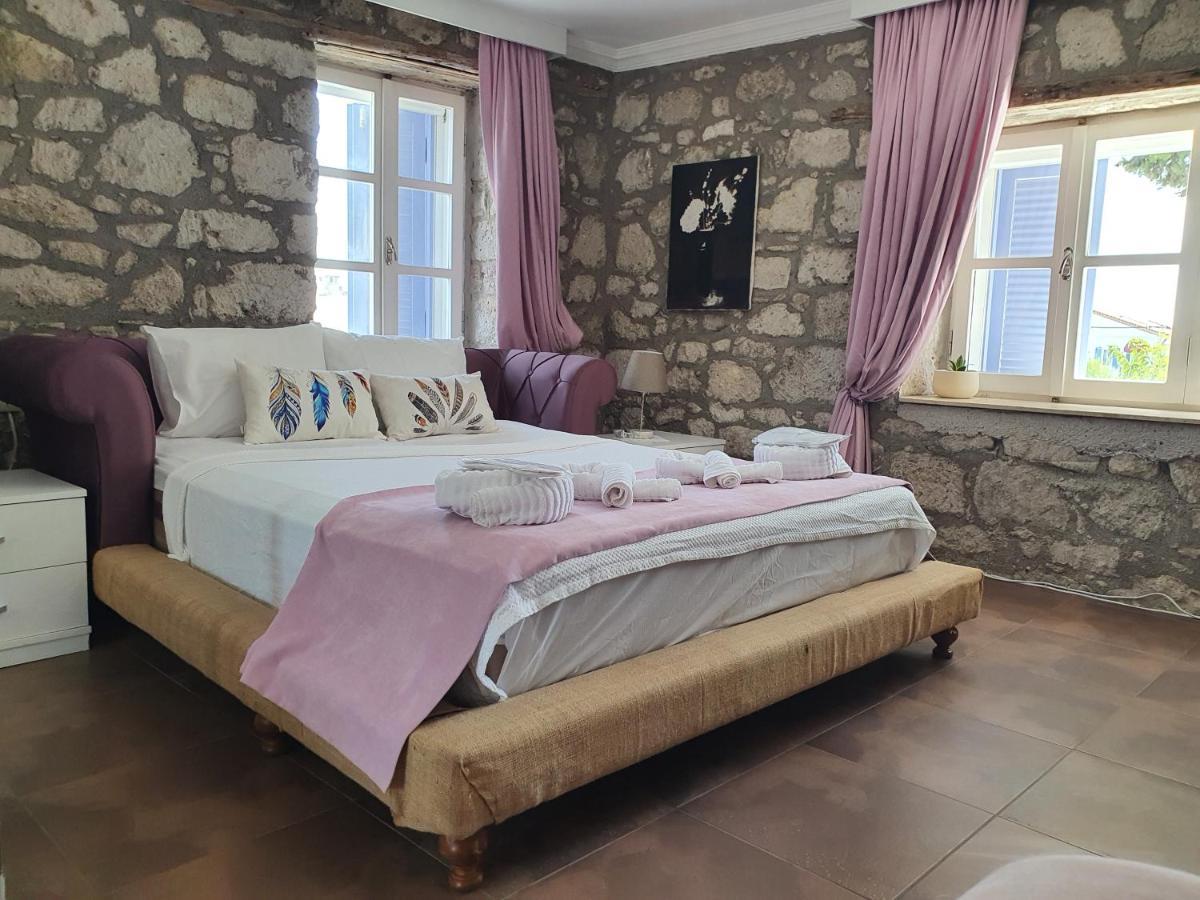 Leyla Suite Alaçatı Exterior photo